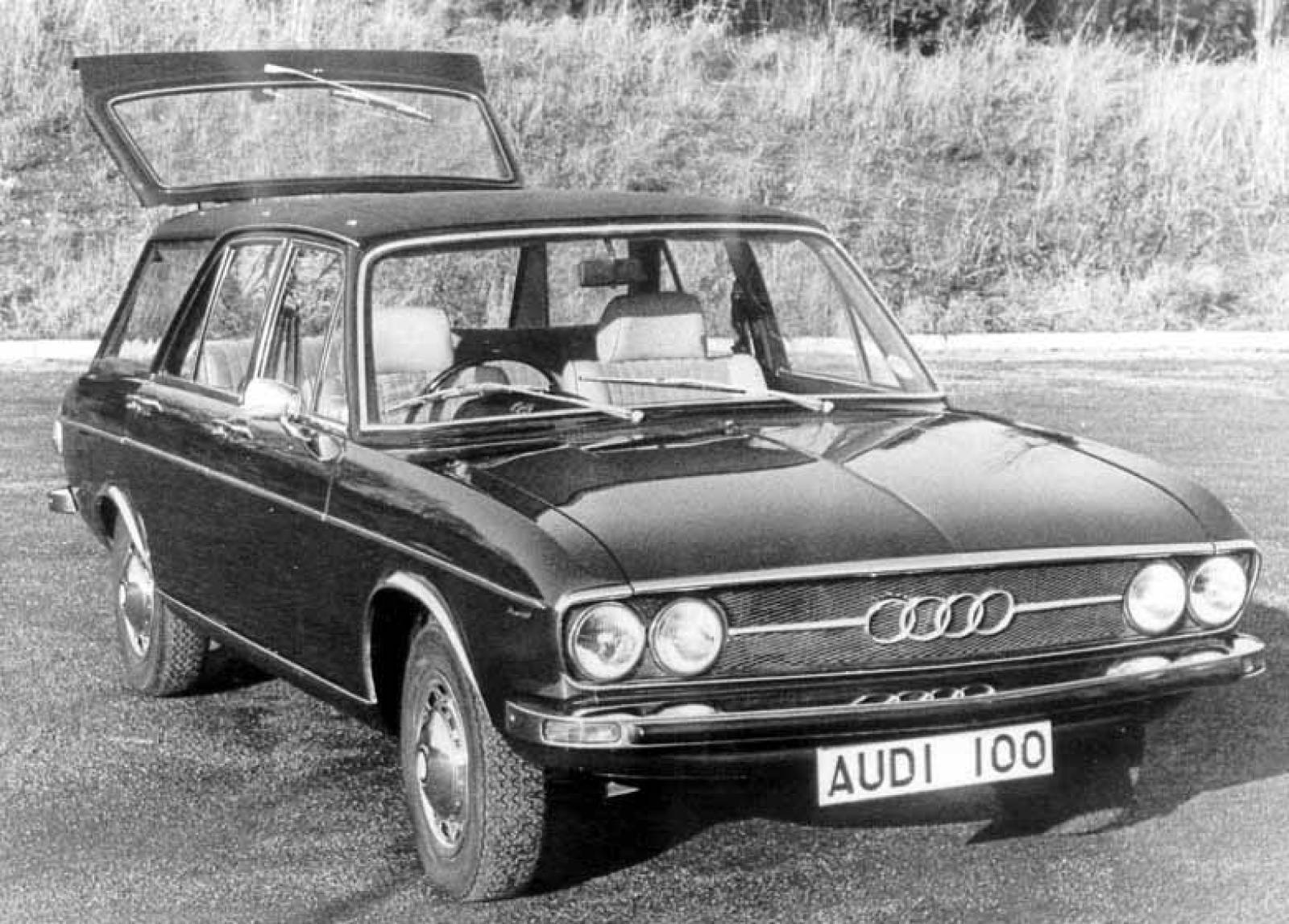 1971_audi_100_wagon_crayford.jpg?itok=I1
