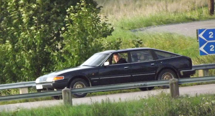 redan under fredagen syntes en suspekt typ i en konstig bil sondera trakterna av Stjärnhov.