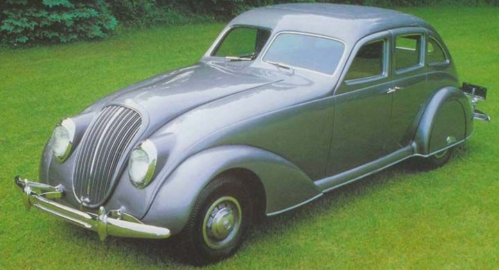 Bendix är kända för bland annat sin innovation Bendix-drevet som än idag triggar igång startmotorer världen över. Men förutom sina bidrag inom det bilelektriska så presenterade man 1934 denna välbyggda och avancerade sedan med påtagliga influenser av tidens strömlinjemode.