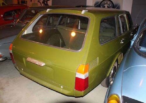 Undangömd i en källare står dock en lite senare 99 kombi, bakddelen är dock bara en påbyggd mockup gjord i studiesyfte.
