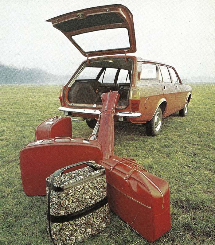 Morris Marina estate ur grodperspektiv