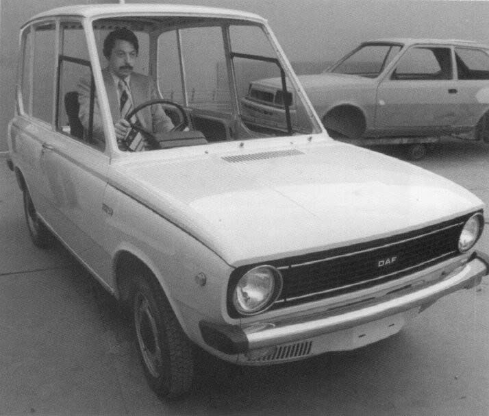 I Sverige byggde Kalmarverken "Tjorven" med mekanik från Daf, främst för posten, men Daf själva hade liknande planer på en Postdaf 1975.
