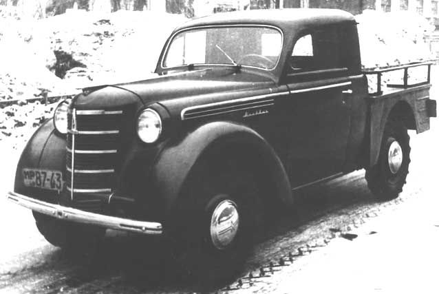 En farmartruck men från lite annorlunda håll, Sovjet. En prototyp för en liten käck pickup från Moskvitch 1947