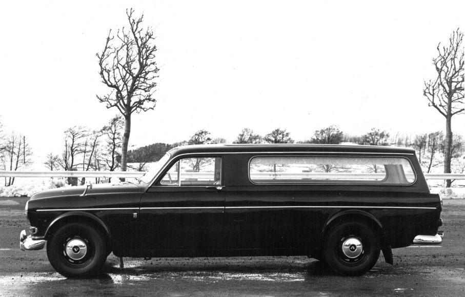 Volvo Amazon begravningsbil tillverkad av Yngve Nilssons Karosserifabrik