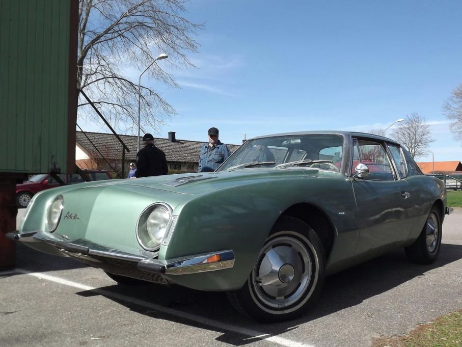 Studebaker Avanti är annorlunda på alla sätt, denna hör hemma i Göteborg.