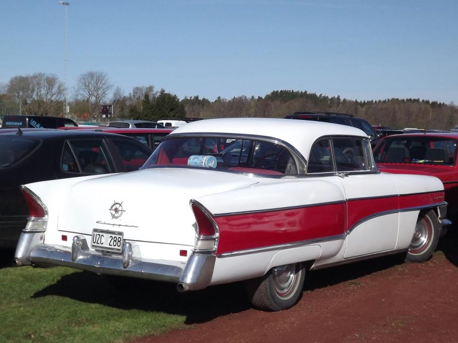Ovanlig men vacker amerikanare, Packard Clipper från 1956