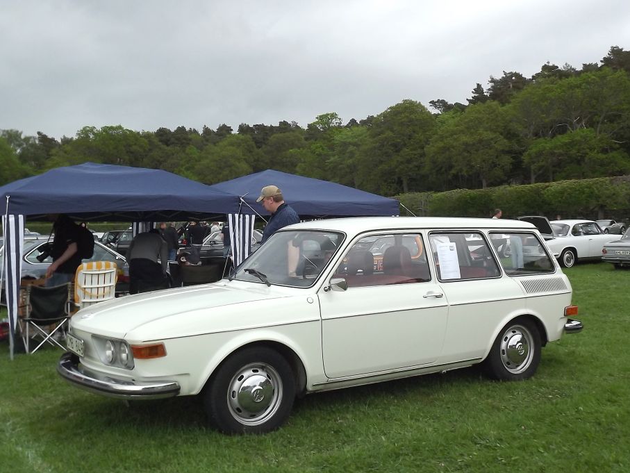 Volkswagen 412 kombi från 1973, ingen storsäljare här som ny och mycket sällsynt idag