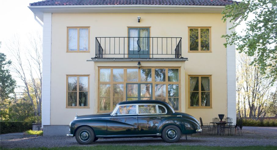 Mercedes benz 300 1